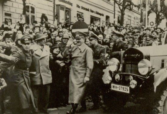  Historie města Králíky - Adolf Hitler v Králíkách, 1938